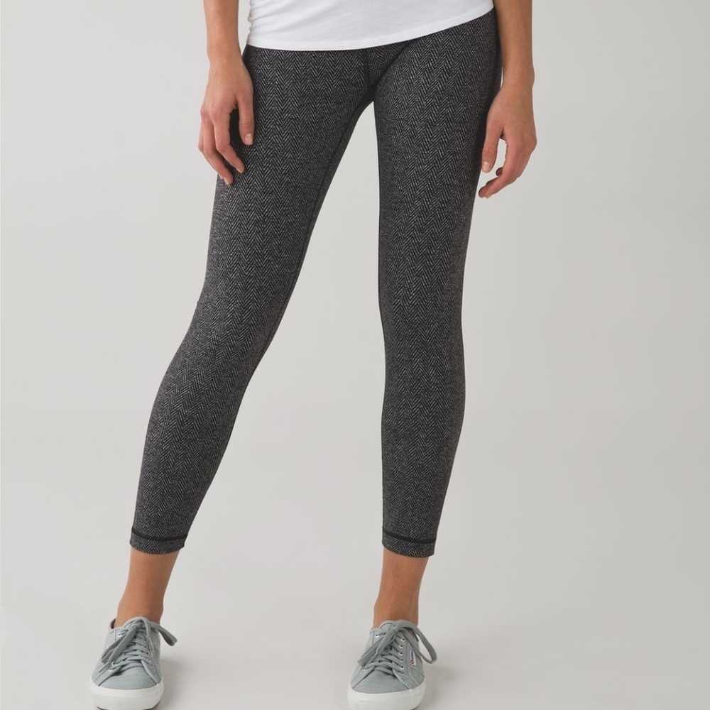 Lululemon High Times Ankle Leggings Women's size 4 Heathered Gray